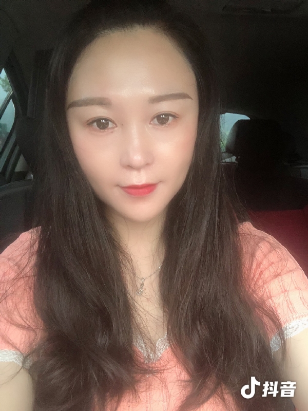 云云的第一张照片--长沙相亲服务中心