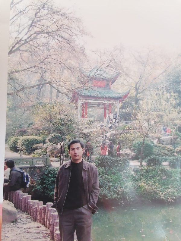 沧海一粟的第一张照片--长沙相亲服务中心