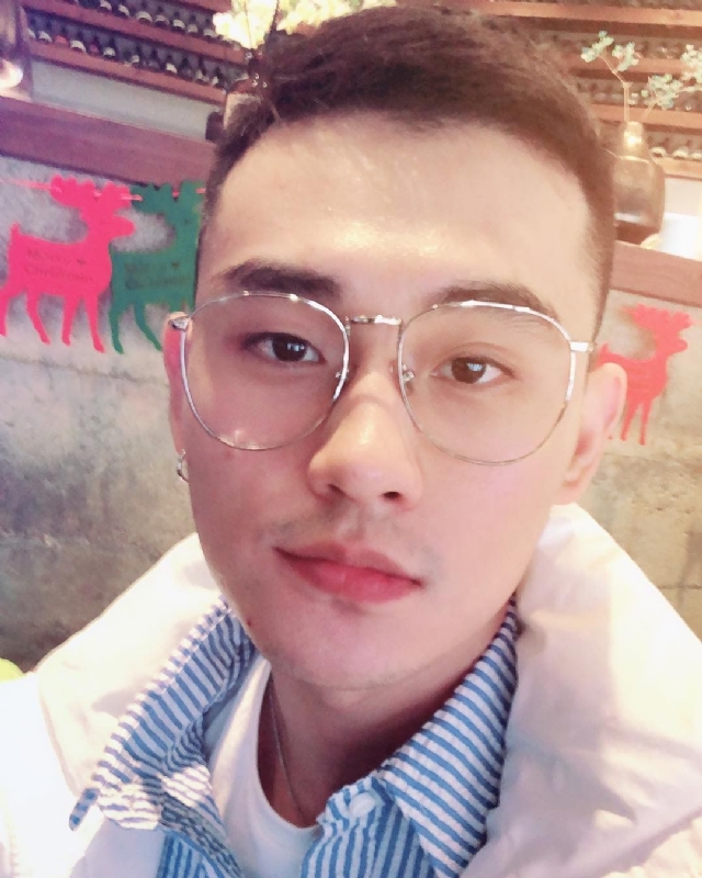 胡强很孤单的第一张照片--长沙相亲服务中心