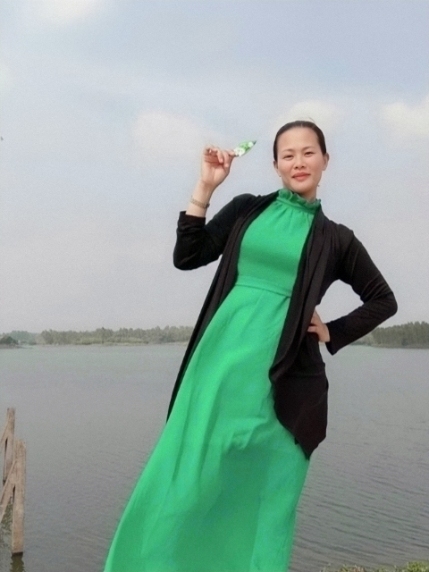 李梅的第二张照片--长沙相亲服务中心