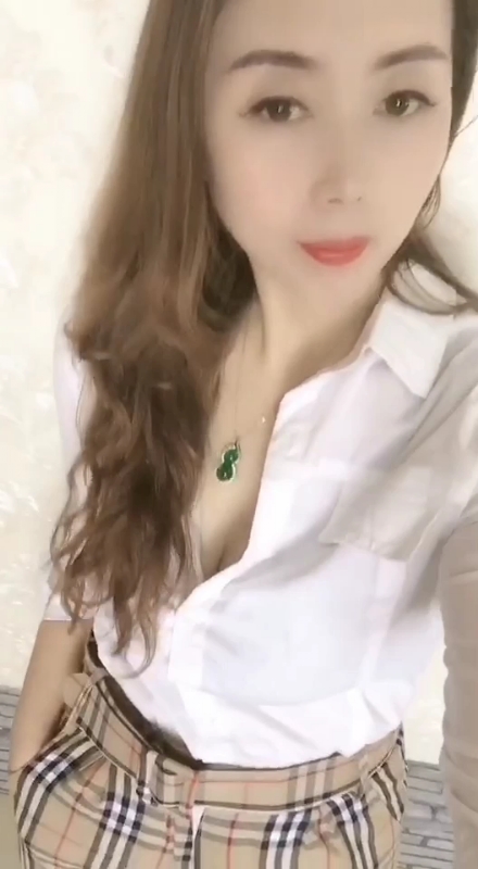 雨蝶的第一张照片--长沙相亲服务中心