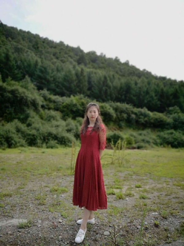 木槿的第五张照片--长沙相亲服务中心