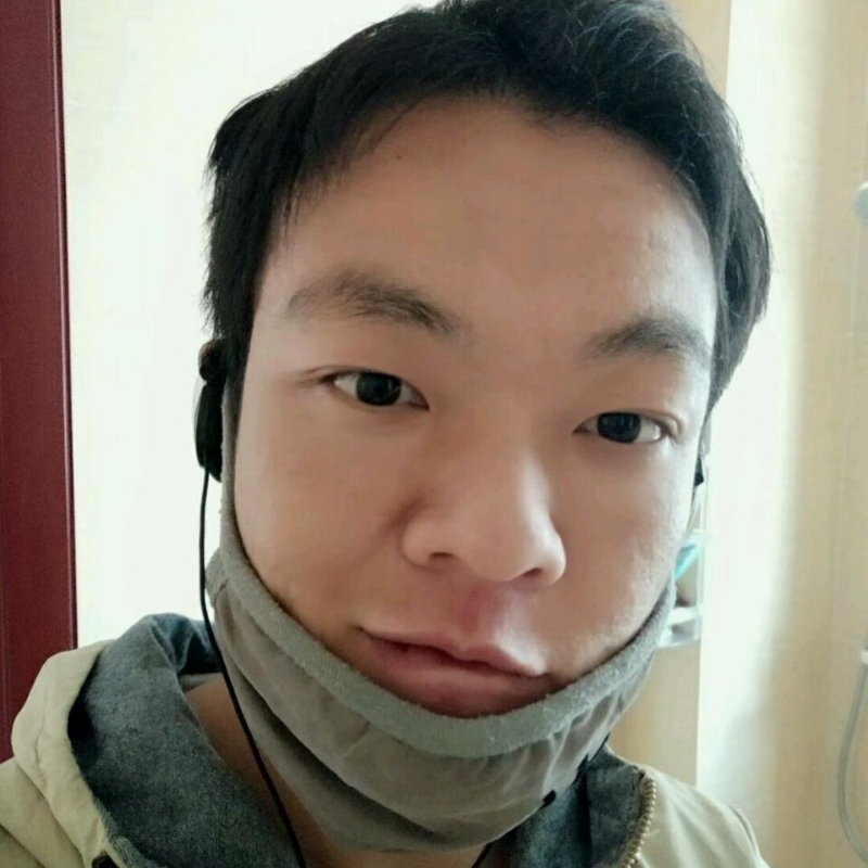 泡沫哭泣的第一张照片--长沙相亲服务中心