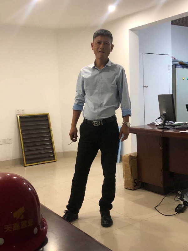 郁闷之中的第一张照片--长沙相亲服务中心