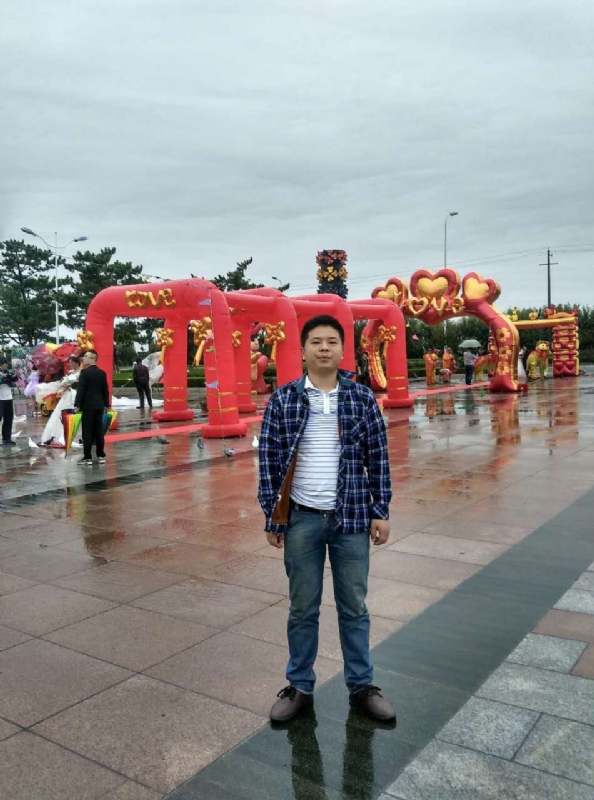 在奋斗的第三张照片--长沙相亲服务中心