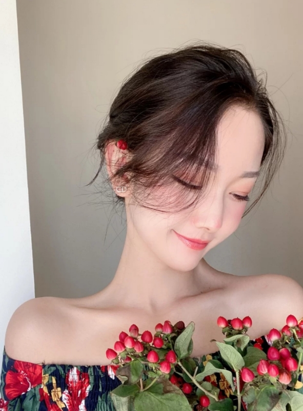 小诗vanessa的第二张照片--长沙相亲服务中心