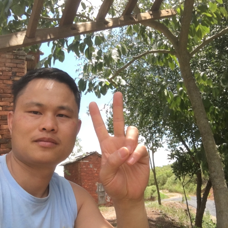 郴州王婆说媒的第四张照片--长沙相亲服务中心