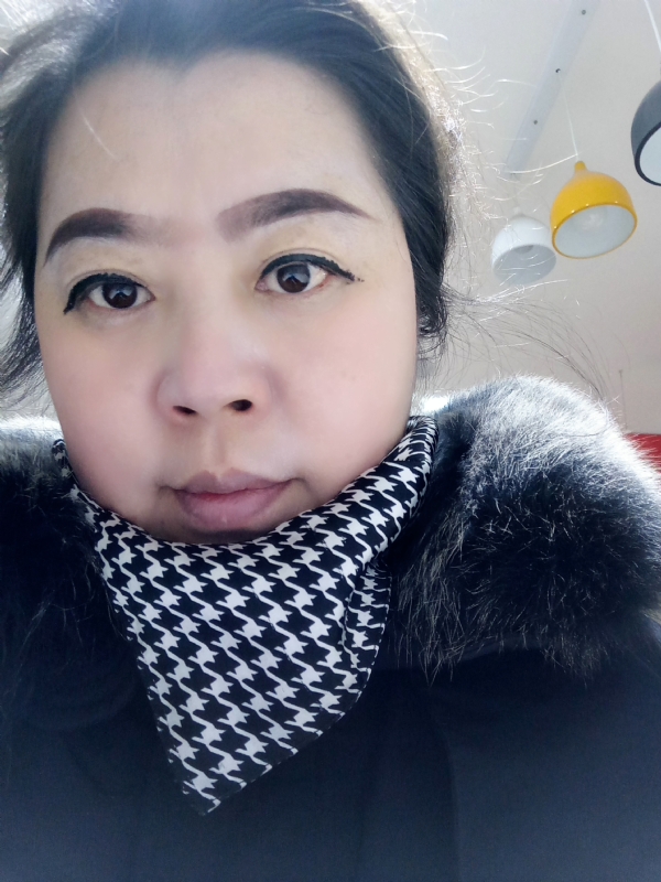 余猪猪的第一张照片--长沙相亲服务中心