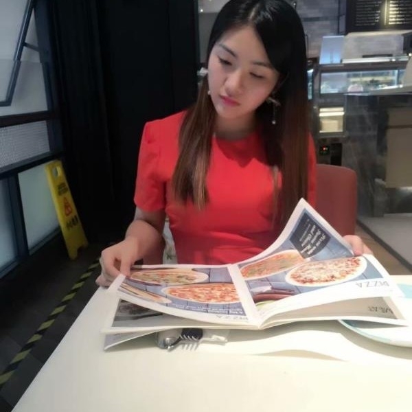 小雪的第一张照片--长沙相亲服务中心