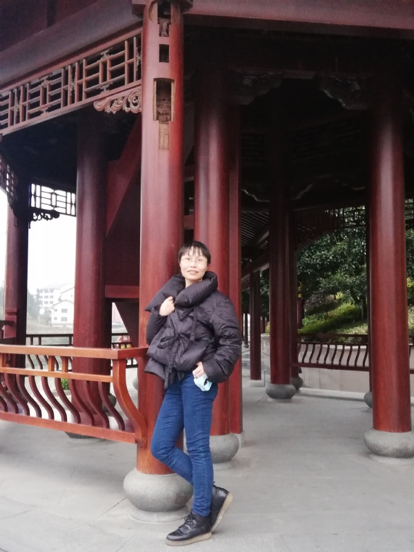 篱落的第一张照片--长沙相亲服务中心