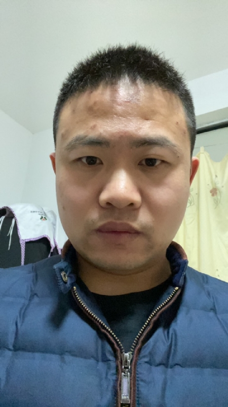 苹果的第一张照片--长沙相亲服务中心