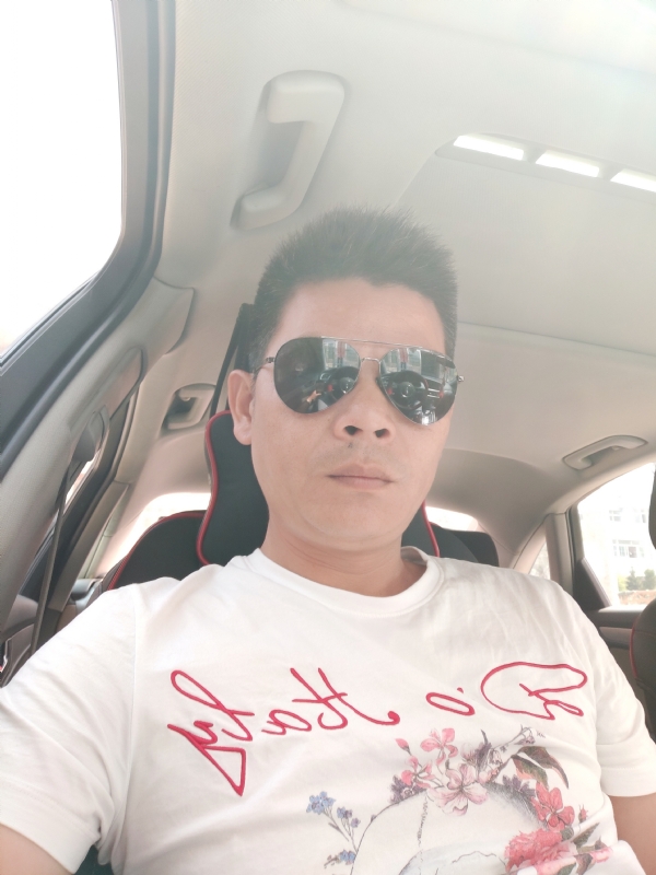 单身已久的第一张照片--长沙相亲服务中心