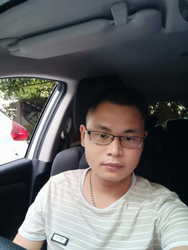 水明的第二张照片--长沙相亲服务中心