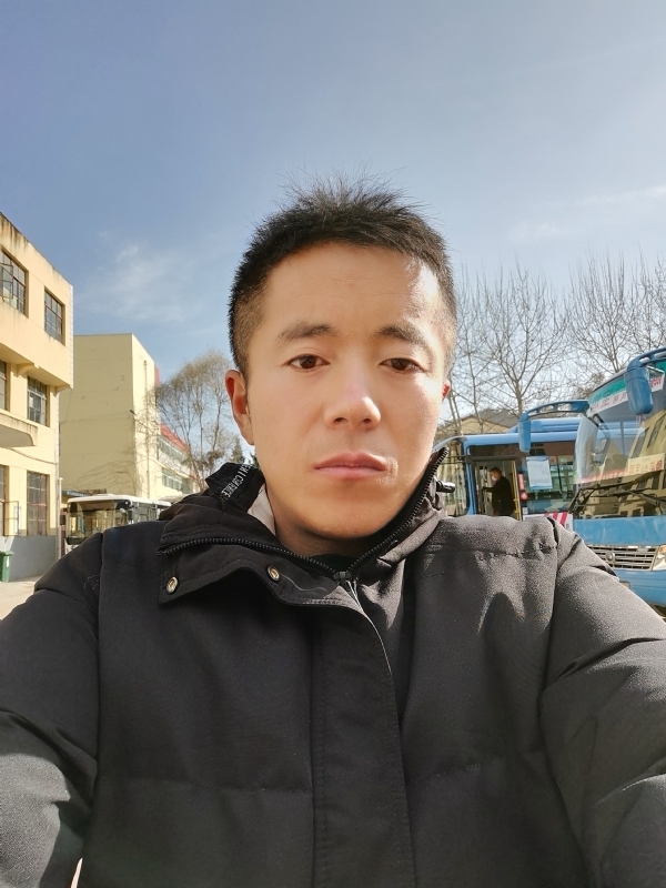 孤独的云的第二张照片--长沙相亲服务中心