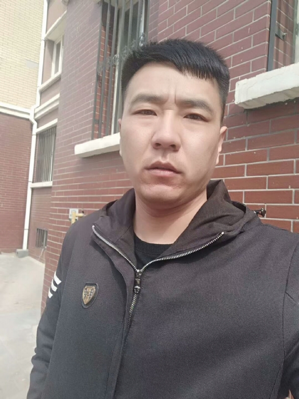 谁伴我闯荡的第一张照片--长沙相亲服务中心