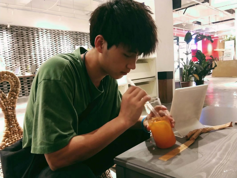 一花一世界的第二张照片--长沙相亲服务中心