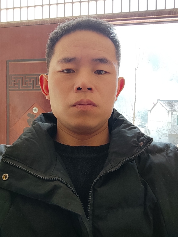 勇敢的成长的第一张照片--长沙相亲服务中心