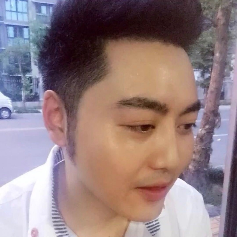 加油吧少年的第一张照片--长沙相亲服务中心