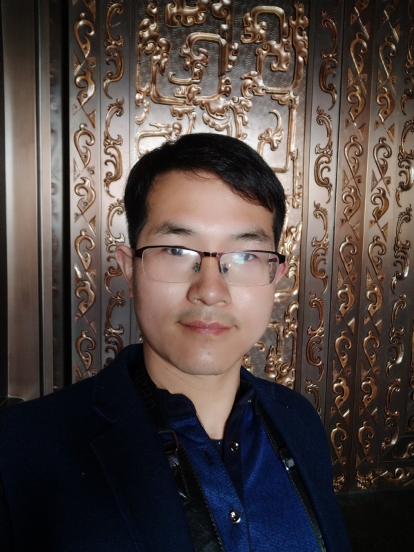 鹏鸟的第一张照片--长沙相亲服务中心