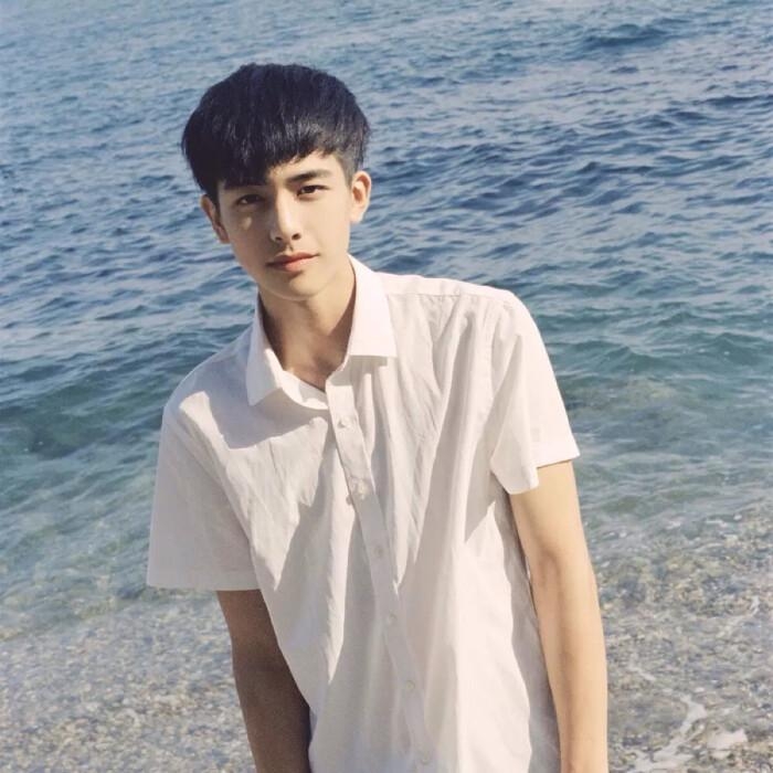 啊巴啊巴的第一张照片--长沙相亲服务中心