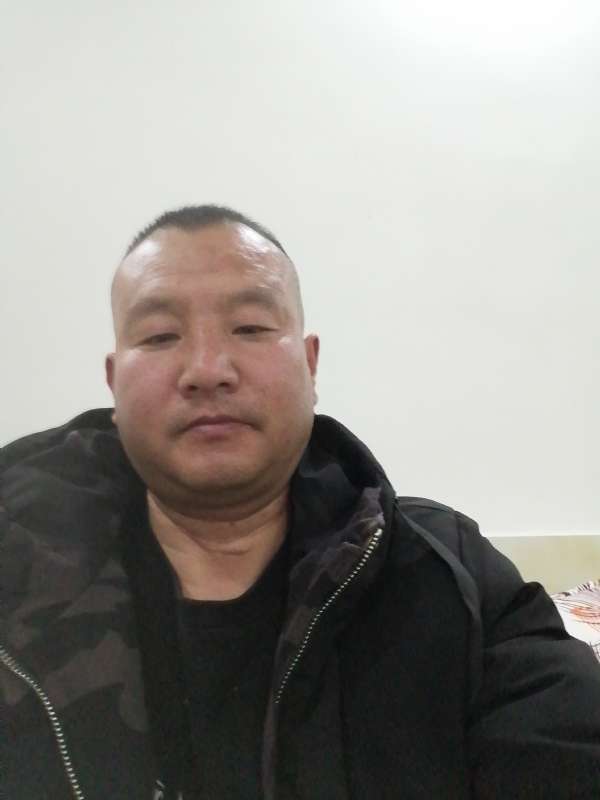 肖小江的第一张照片--长沙相亲服务中心