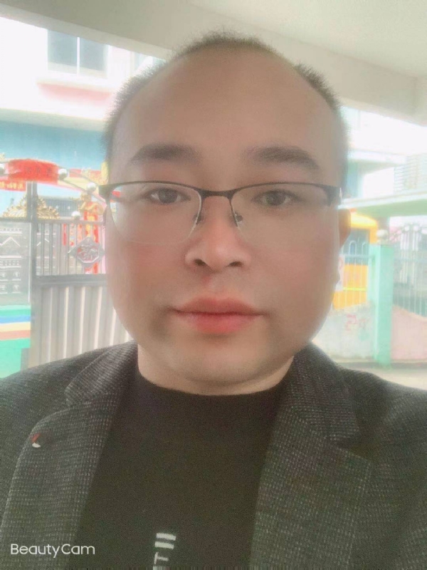 海阔凭鱼跃的第一张照片--长沙相亲服务中心