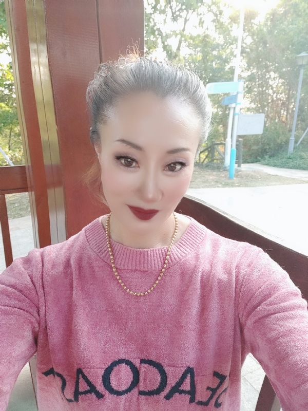 燕子的第五张照片--长沙相亲服务中心