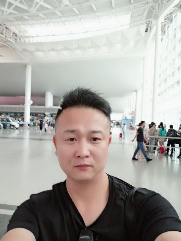 一叶知秋的第一张照片--长沙相亲服务中心