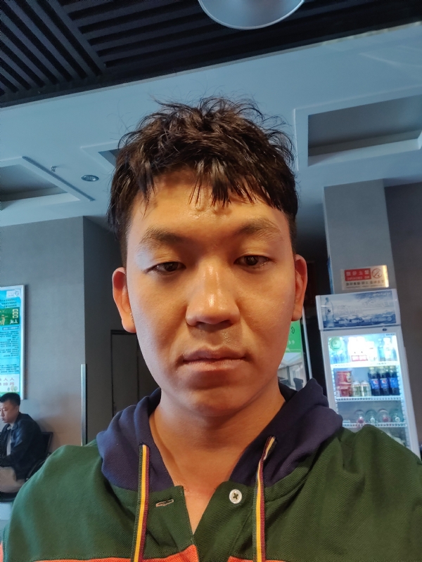 文哈哈的第一张照片--长沙相亲服务中心