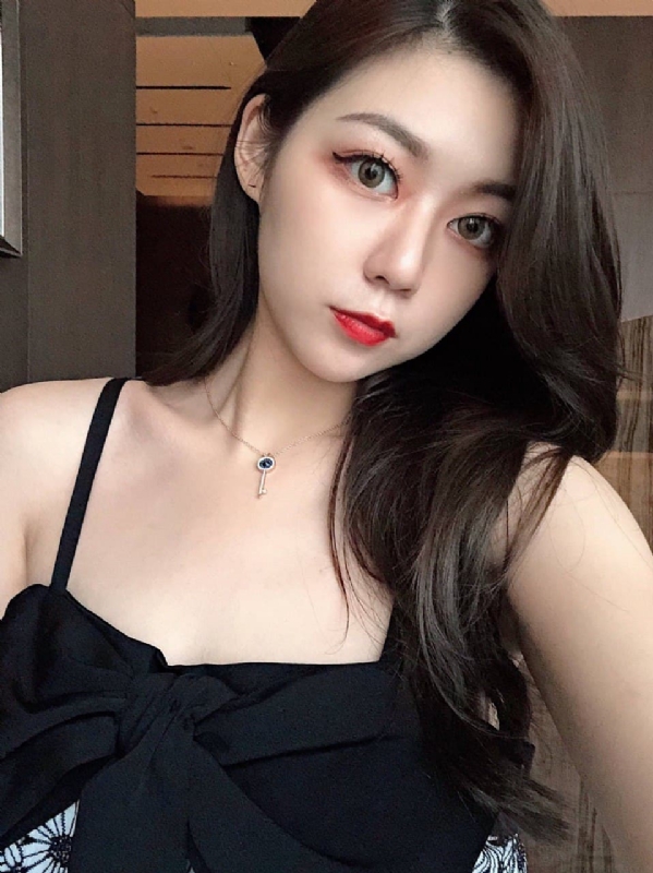 半度微涼的第一张照片--长沙相亲服务中心