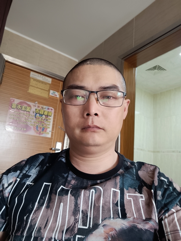 心梦无痕的第一张照片--长沙相亲服务中心