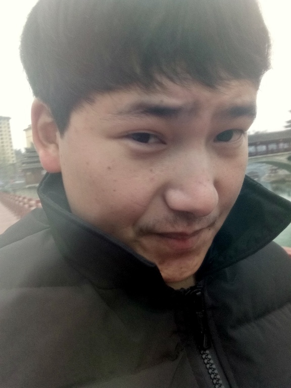 侗族青年作家超超的第二张照片--长沙相亲服务中心