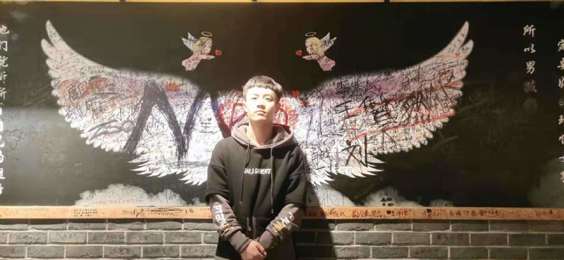 水彩画师的第一张照片--长沙相亲服务中心