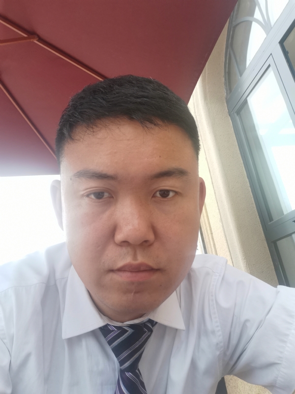 小龙哥的第一张照片--长沙相亲服务中心