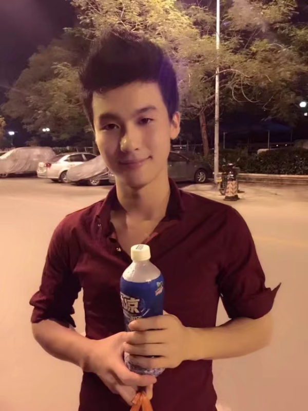 皮特王的第三张照片--长沙相亲服务中心