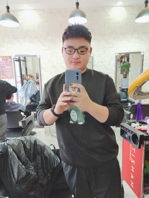 不吃香菜的第二张照片--长沙相亲服务中心