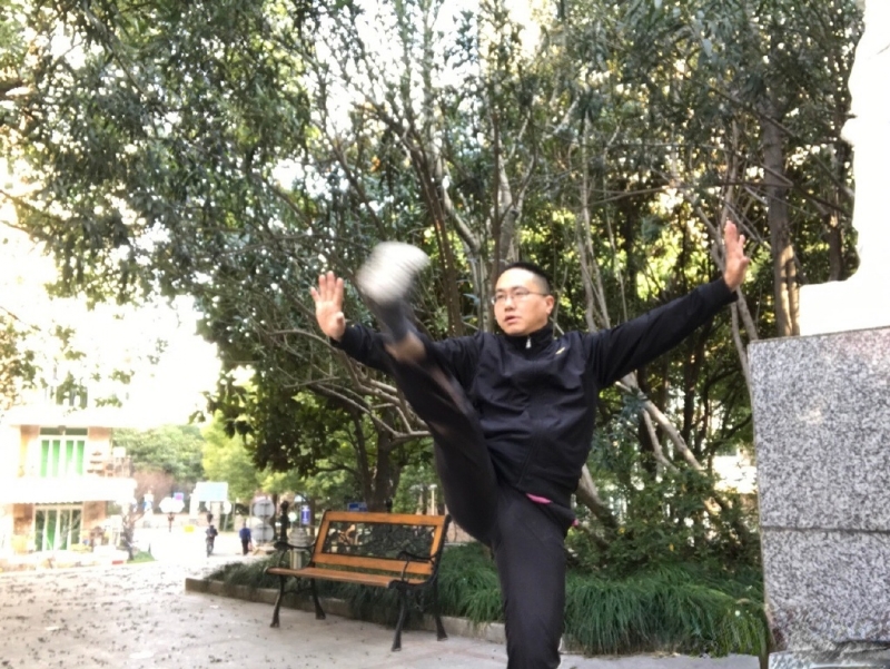 自故深情好受伤的第三张照片--长沙相亲服务中心