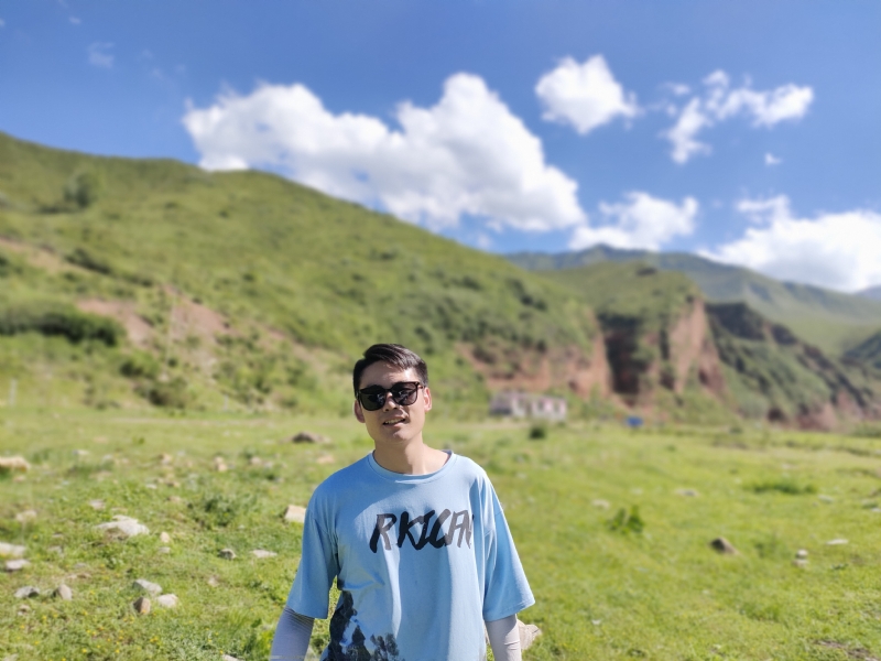 祁三岁的第一张照片--长沙相亲服务中心