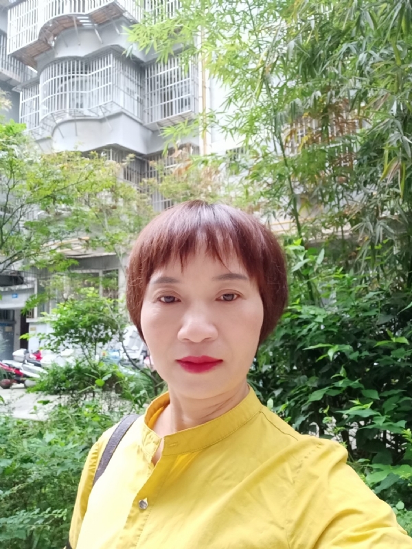 小瓶子的第二张照片--长沙相亲服务中心