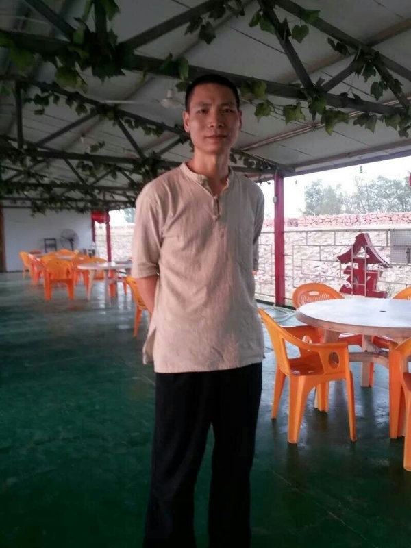 周哥的第三张照片--长沙相亲服务中心