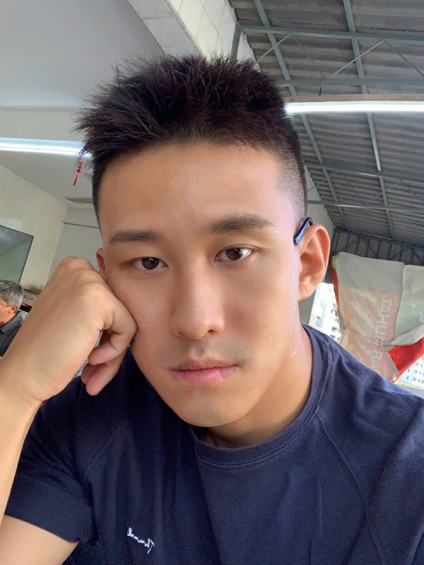 相见恨晚的第二张照片--长沙相亲服务中心