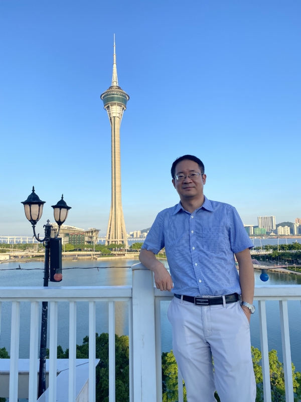 Yangyi的第三张照片--长沙相亲服务中心