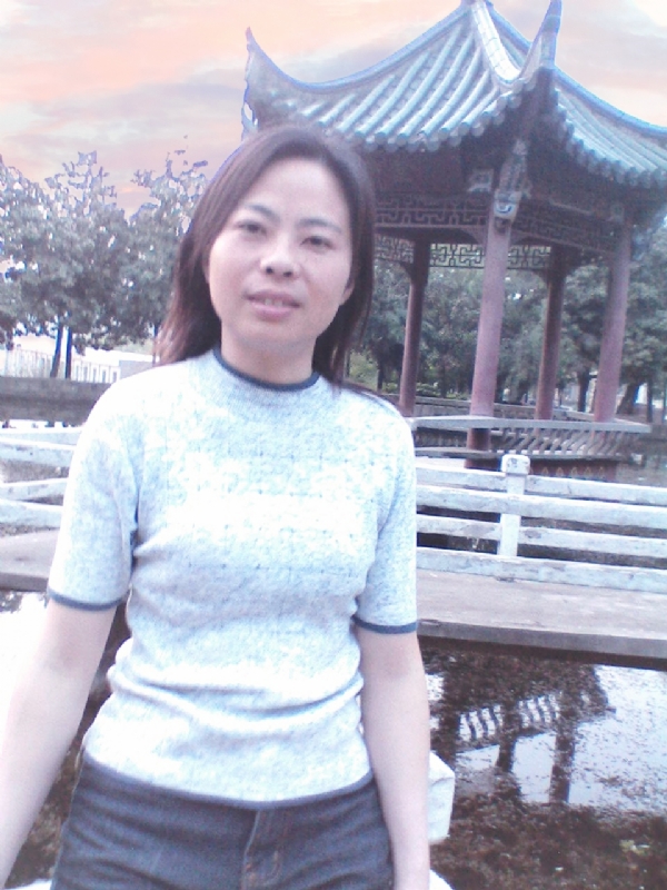 小草的第一张照片--长沙相亲服务中心