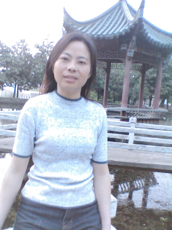 小草的第二张照片--长沙相亲服务中心