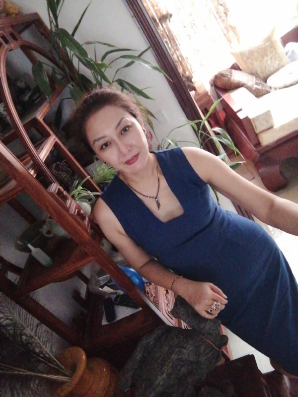 1975珠砂痣的第二张照片--长沙相亲服务中心