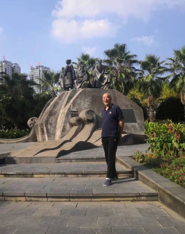 笨笨男的第一张照片--长沙相亲服务中心