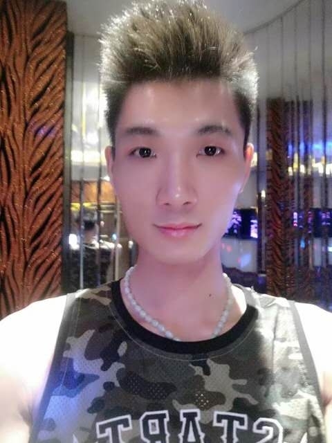 人生如戏的第一张照片--长沙相亲服务中心