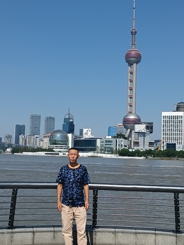 伪装浪漫的第一张照片--长沙相亲服务中心