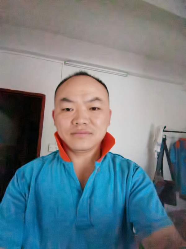 与子携老的第五张照片--长沙相亲服务中心