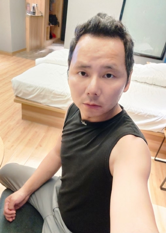 爱远的要命的第一张照片--长沙相亲服务中心